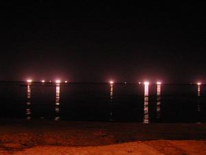 Fischerboote bei Nacht
